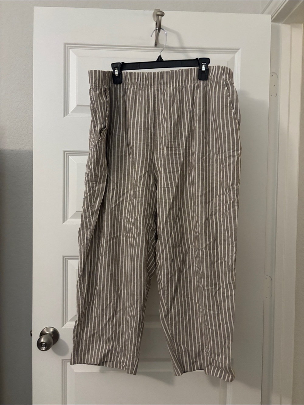 Duluth Trading Co Beige Artisan Hemp Relaxed Leg Pull-On Pants SZ 18W ankle crop